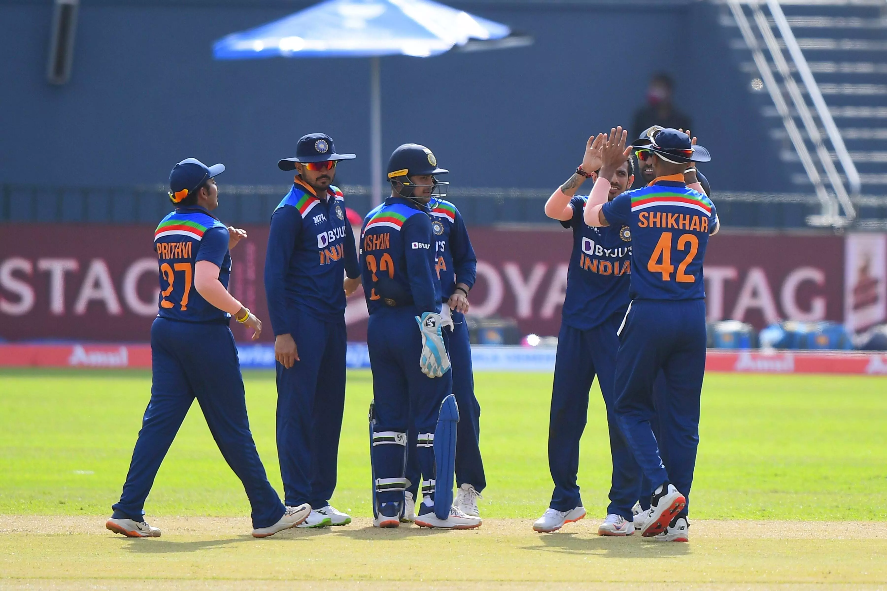 श्रीलंका ने पहले बल्लेबाजी करके टीम इंडिया को 263 रनों का लक्ष्य