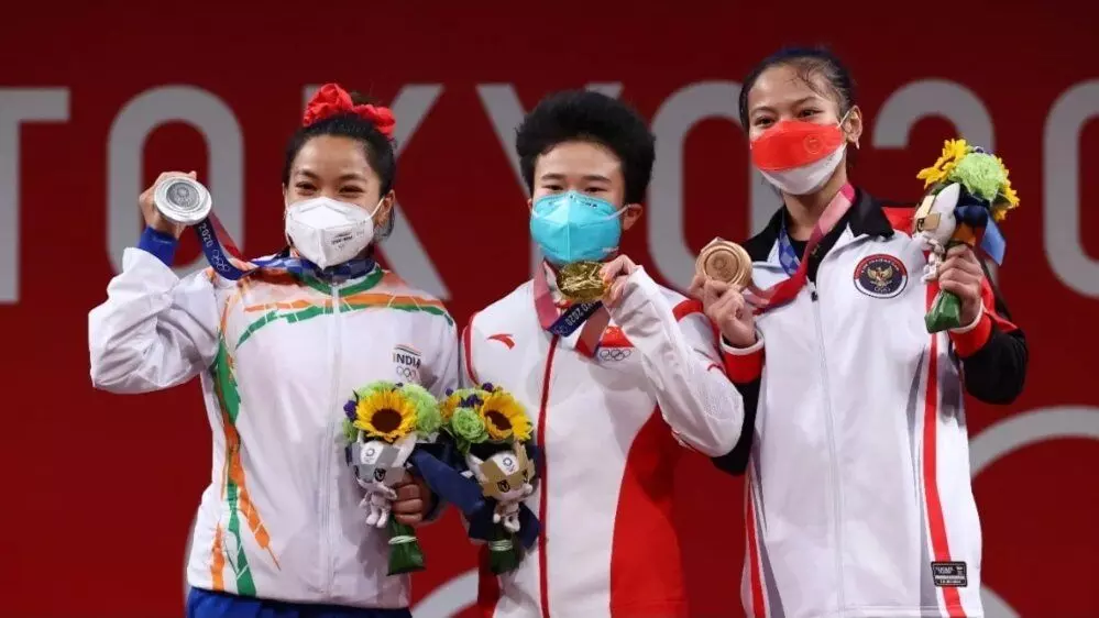 मीराबाई चानू ने टोक्यो ओलंपिक में सिल्वर मेडल जीतने के बाद ख़ुशी से नाची, बोली बड़ी बात