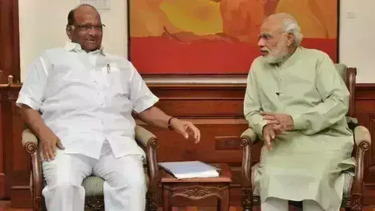 महाराष्ट्र में MVA नेताओ पर केन्द्रीय जांच एजेंसियो की कार्रवाई के बीच NCP चीफ शरद पवार ने PM मोदी से की मुलाकात
