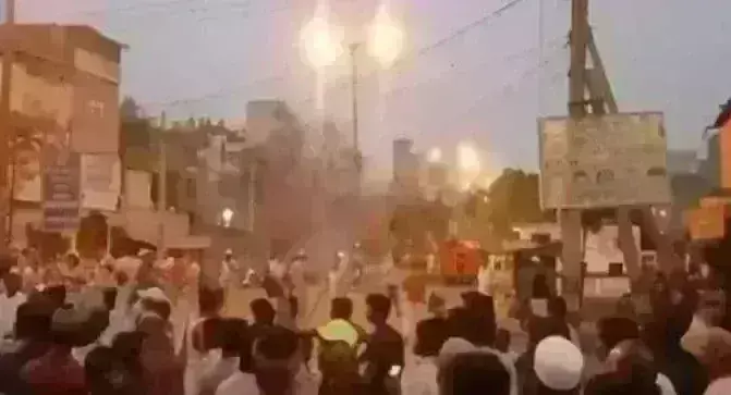 दिल्ली के जहांगीरपुरी में हनुमान जयंती के जुलूस के दौरान झड़प,हिंसा के बाद एक्शन में दिल्ली पुलिस, अब तक 14 लोग गिरफ्तार
