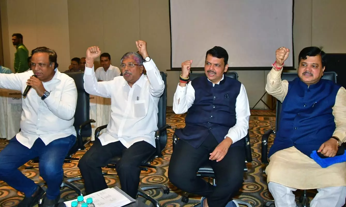 महाराष्ट्र के सियासी संकट पर बीजेपी का बड़ा बयान, चंद्रकांत पाटिल ने कहा -सत्ता परिवर्तन के बारे में कुछ नहीं जानती BJP