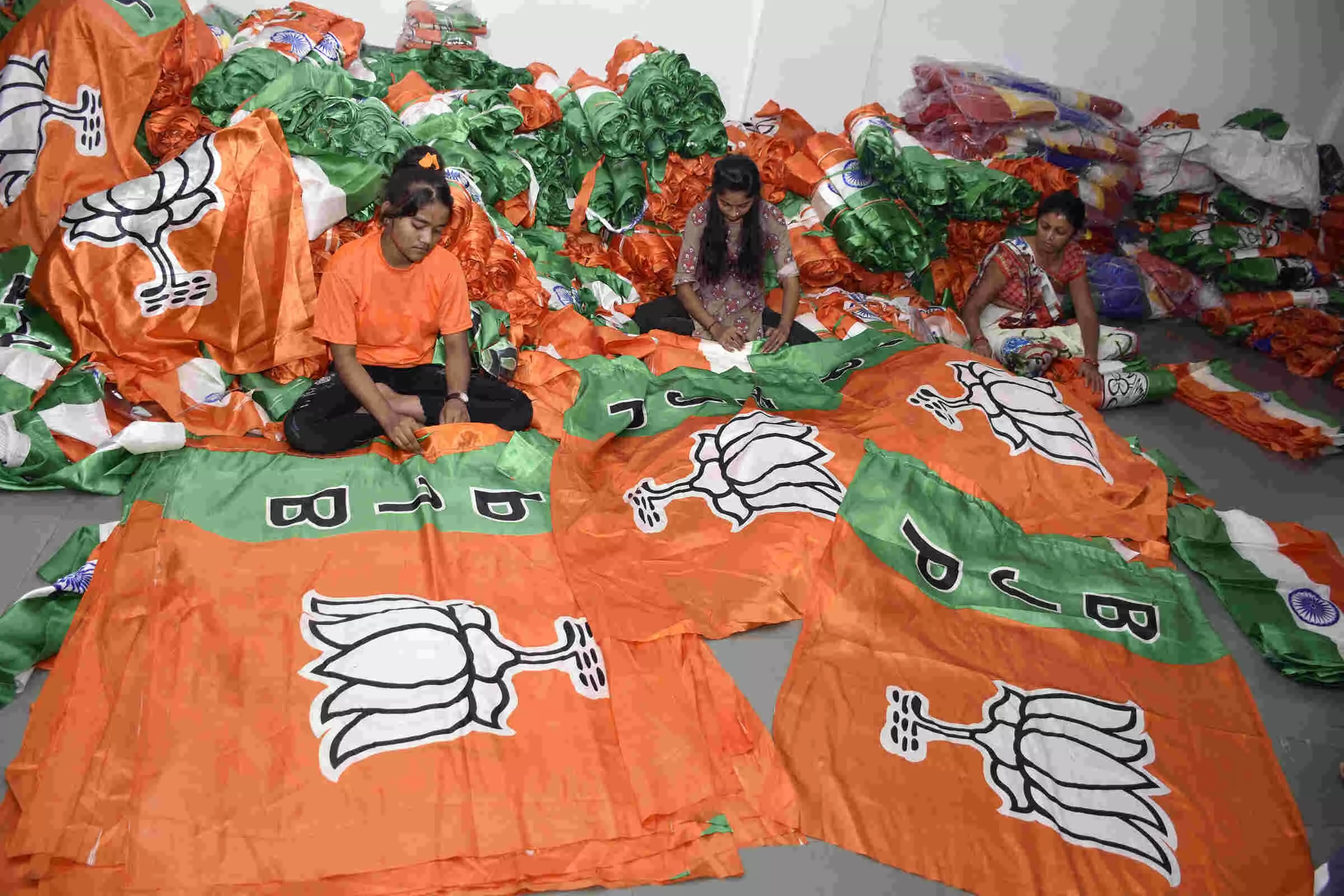 बंगाल के नंदकुमार सहकारी चुनाव में ममता बनर्जी को बड़ा झटका, BJP ने रिकॉर्ड बहुमत से जीता चुनाव, TMC जीरो पर सिमटी