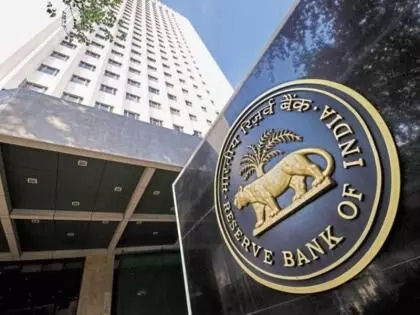 अडानी ग्रुप विवाद के बीच RBI का बयान, ऋणों को लेकर रखा अपना पक्ष, कहा- बैंकों के पास प्रयाप्त पूंजी