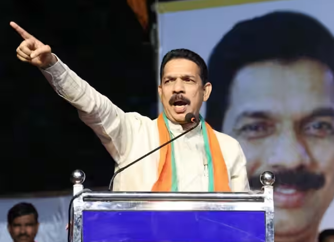 प्रियांक खरगे के बयान पर कर्नाटक BJP चीफ़ का बड़ा पलटवार, बोले- RSS-बजरंग दल को बैन किया तो जलकर राख हो जाएगी कांग्रेस