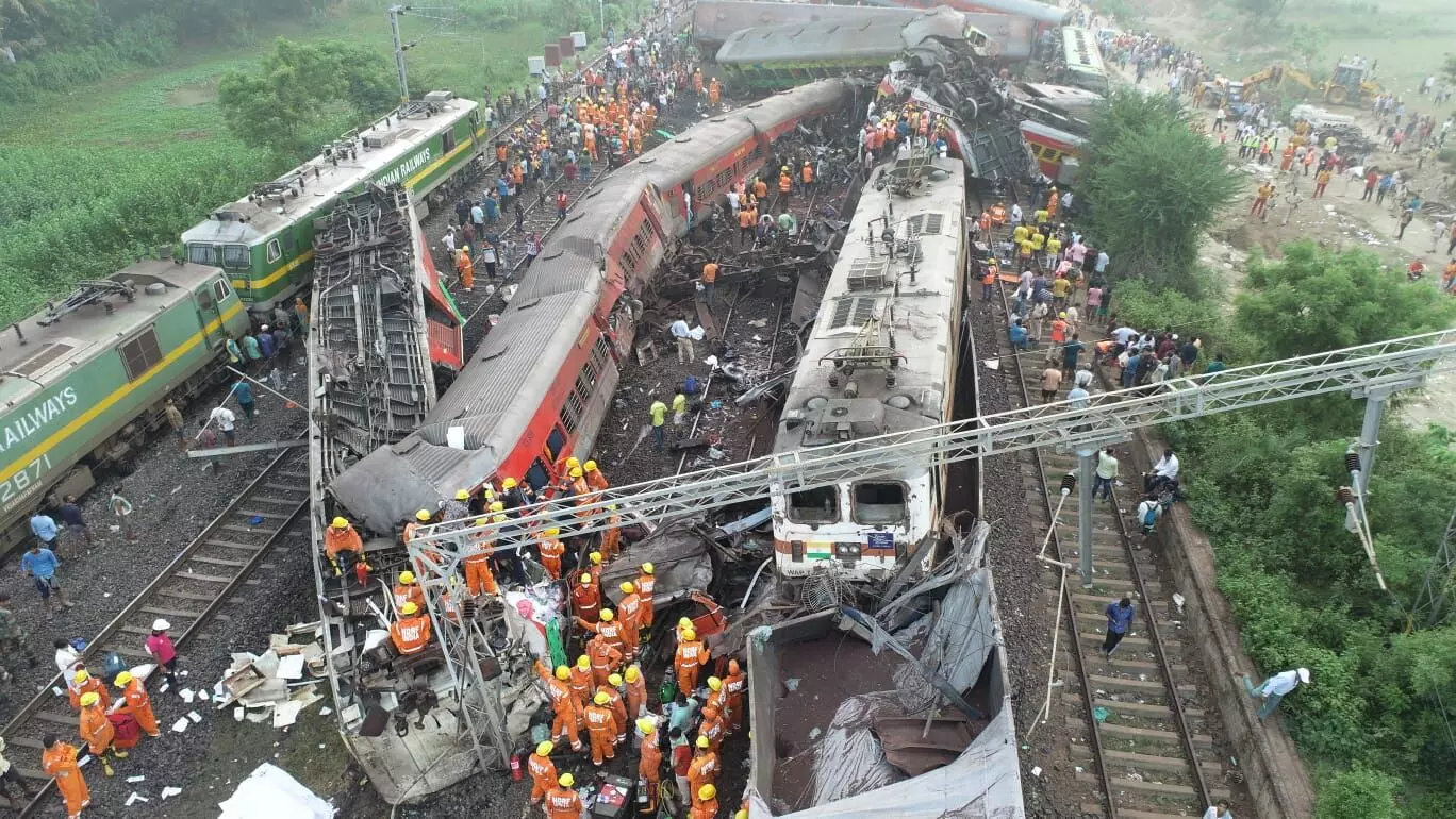 ओडिशा के बालासोर में भीषण ट्रेन हादसा अबतक 280 लोगो की गई जान, PM मोदी जाएंगे बालासोर